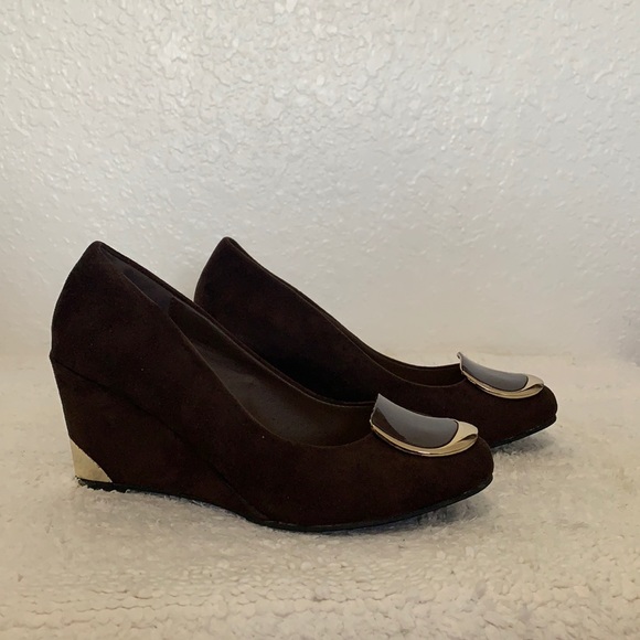 Wedges - Picture 1 of 6